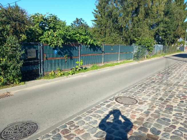 Sprzedam Połowę domu z działką