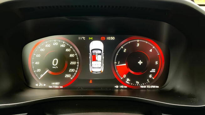 Volvo XC 40 D3 Momentum, super stan, zadbany, bezwypadkowy