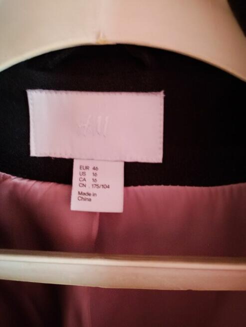 Płaszcz damski czarny