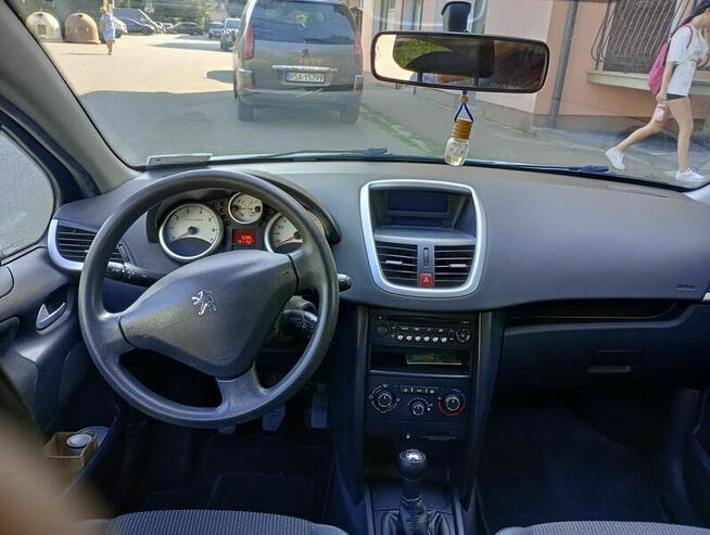 Peugeot 207, 1,4 benzyna-salon PL