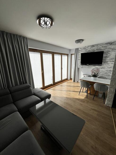 Urządzony dwupoziomowy apartament, 4 pok; Tychy-Wilkowyje