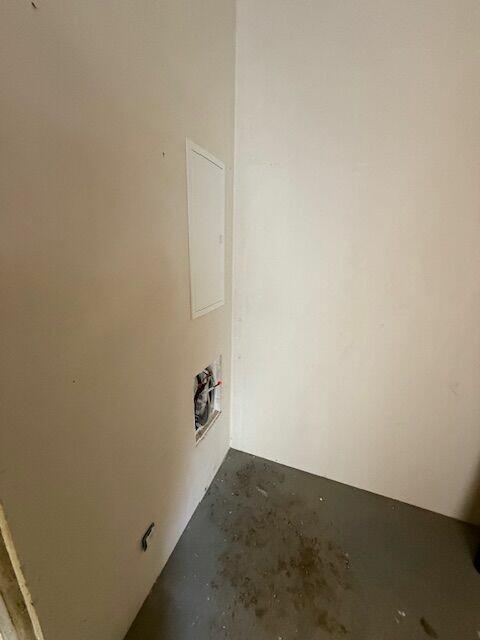 Błonie, segment st.dewelop.102m, działka 100m