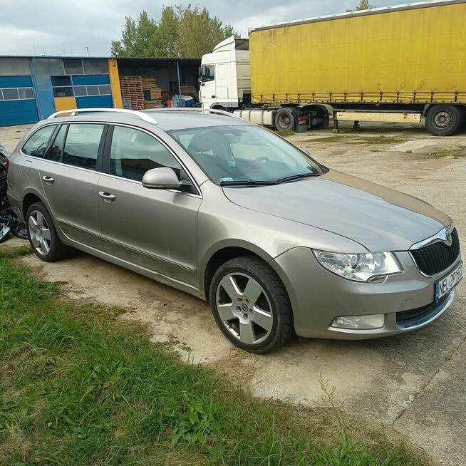 Skoda Superb 2,0TDI 2011r. kombi