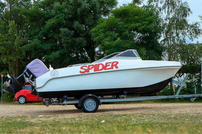 Łódź motorowa Motorówka Echosonda 200 KM 2T 8 OSOBOWA DOKU.