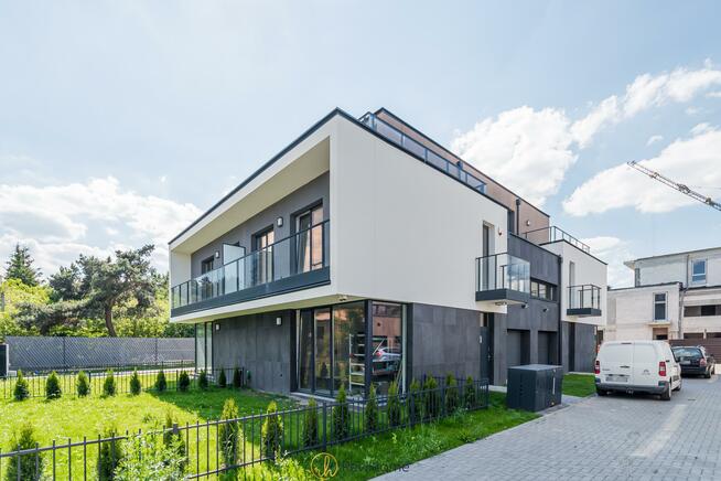 Mieszkanie Józefów, Owalna