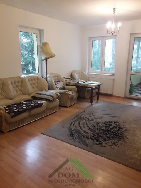 Dom Komorów gm. Michałowice Centrum