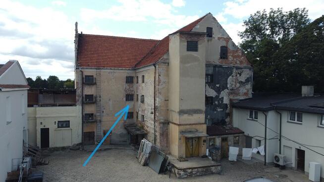 Budynek "Spichlerza" ul. 6 sierpnia w Puławach.