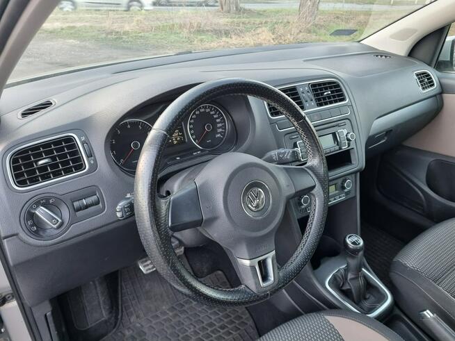 Salon PL - II WŁ - POLO CROSS - Klimatronik - Tempomat - Alu 17