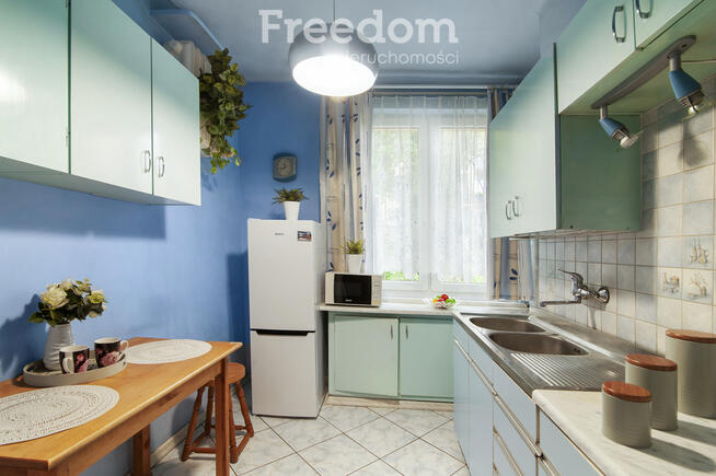 Przestronne, 2 pokojowe mieszkanie w bloku z cegły