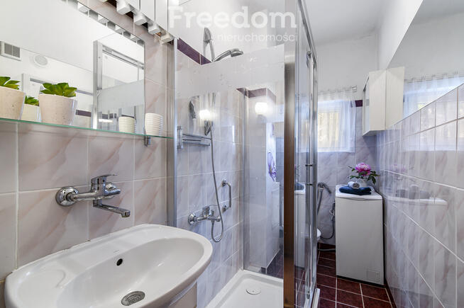 Przestronne, 2 pokojowe mieszkanie w bloku z cegły