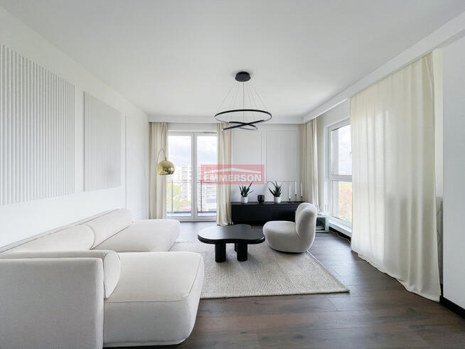 Bez Pcc, Bonarka, Urządzone pod klucz