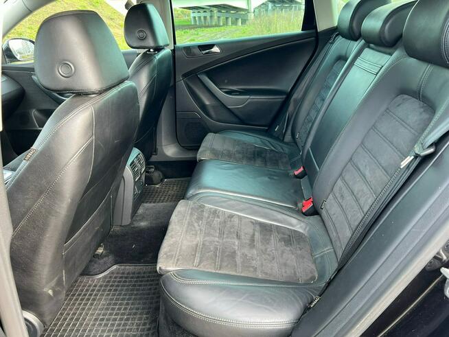 Volkswagen Passat 3.2 VR6 250KM 4 motion DSG Highline Alcantara Bixenon