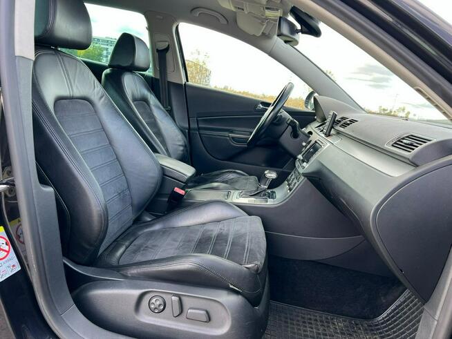 Volkswagen Passat 3.2 VR6 250KM 4 motion DSG Highline Alcantara Bixenon