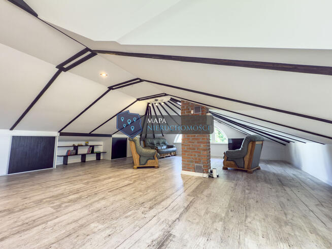 Przestronny dom, idealny dla rodziny.