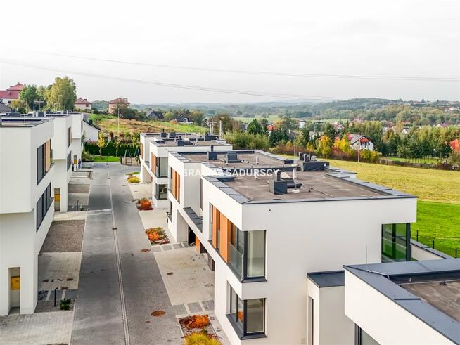 Dom Wrząsowice gm. Świątniki Górne, Wrzosowa