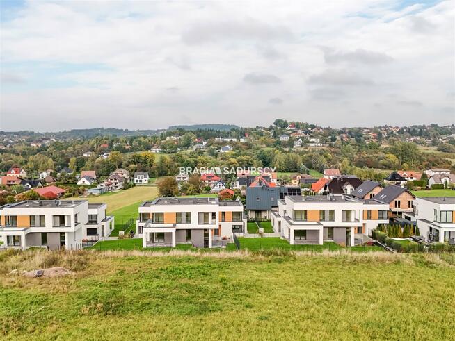 Dom Wrząsowice gm. Świątniki Górne, Wrzosowa