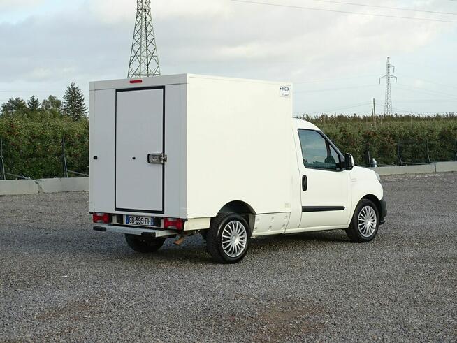 Fiat Doblo Chłodnia Izoterma Lambert, Agregat spalinowo elektryczny Carrier Euro6
