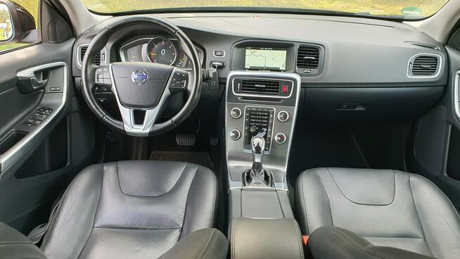 Volvo S60 2.0 D3 150KM # Momentum # NAVI # Automat # Skóra # Pełna Dokumentacja