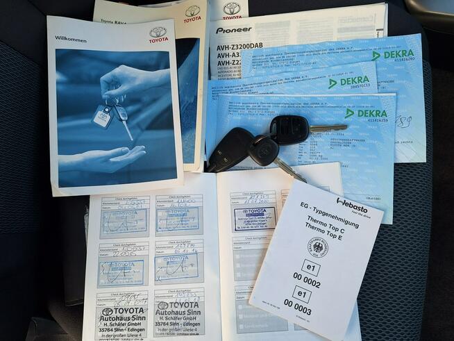 Toyota RAV-4 * 4X4 * benzyna 2.0VVT-i * z Niemiec * PiĘKNA* klimatronik *