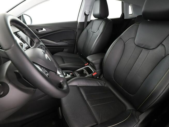 Opel Grandland Plug-in 300KM Navi Kamera cofania Klimatyzacja Podgrzewane fotele Blue