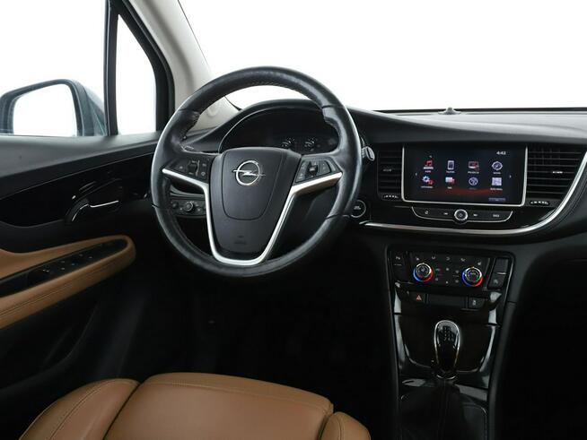 Opel Mokka jasne skóry, navi kamera klima auto grzane fotle i kierownica