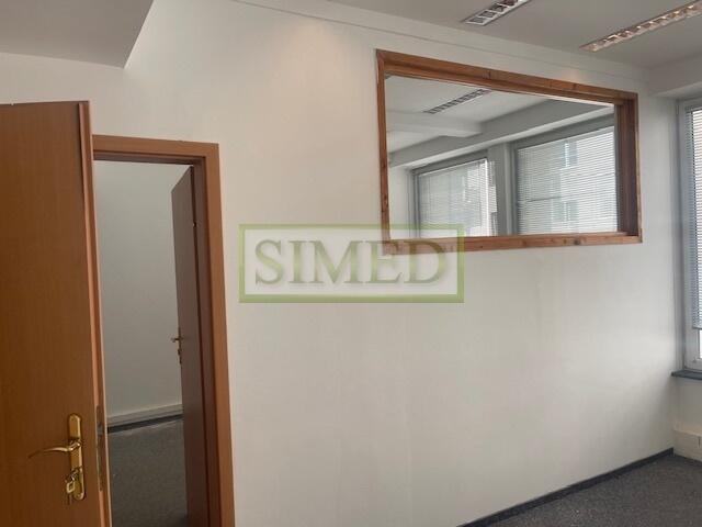 Metro , recepcja i dostęp 24h , ochrona, parking