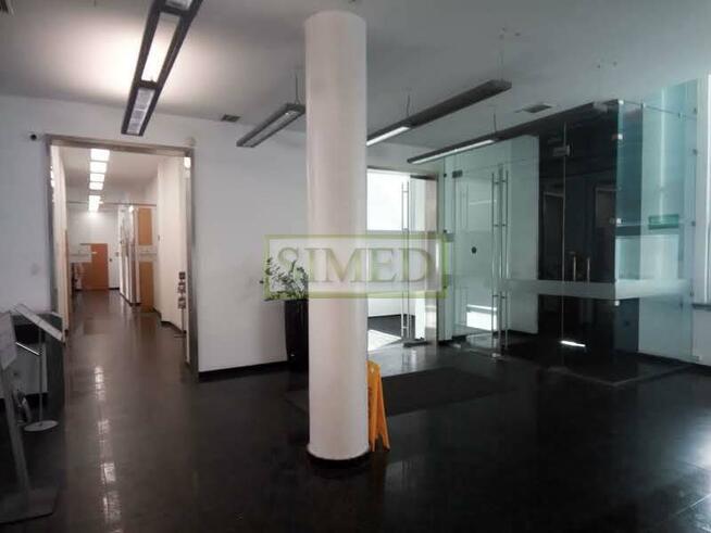 Metro , recepcja i dostęp 24h , ochrona, parking