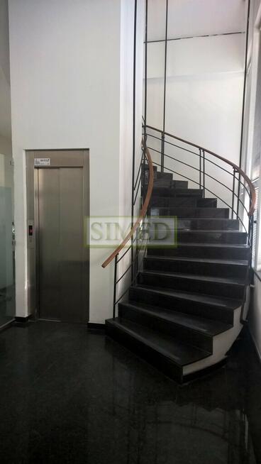 Metro , recepcja i dostęp 24h , ochrona, parking