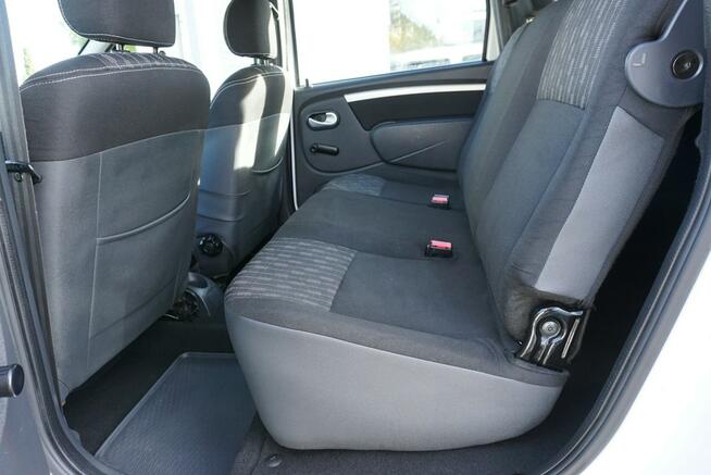 Dacia Logan z polskiego salonu w doinwestowanym stanie technicznym,