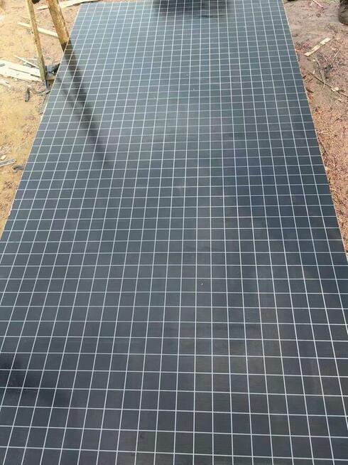 Trójnóg budowalny, szalunki stropowe, sklejka budowlana