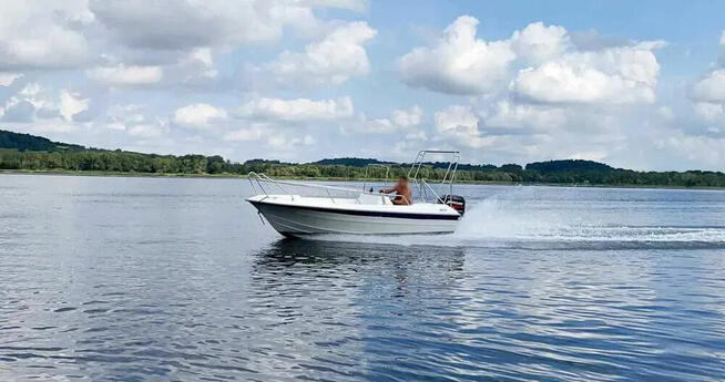 Łódź motorowa 8 os GPS 60KM Zamiana Faktura VAT Motorówka