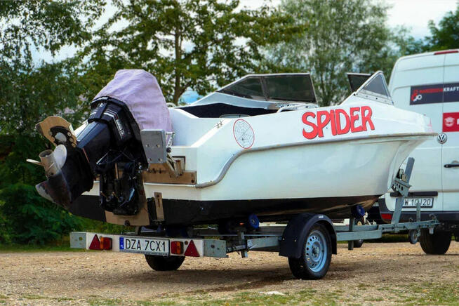 Łódź motorowa Motorówka Echosonda 200 KM 2T 8 OSOBOWA DOKU.