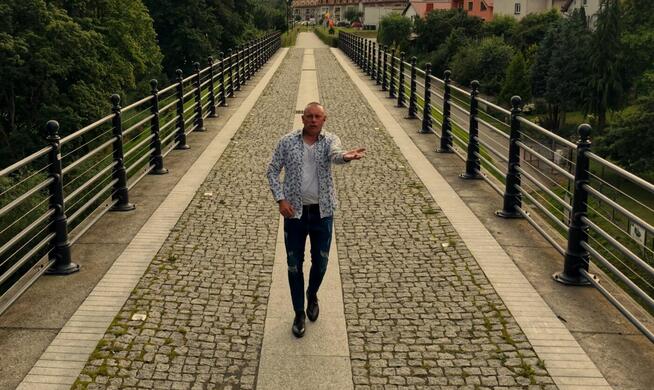 Poznam dziewczynę może być z samotnej matki z dzieckiem.