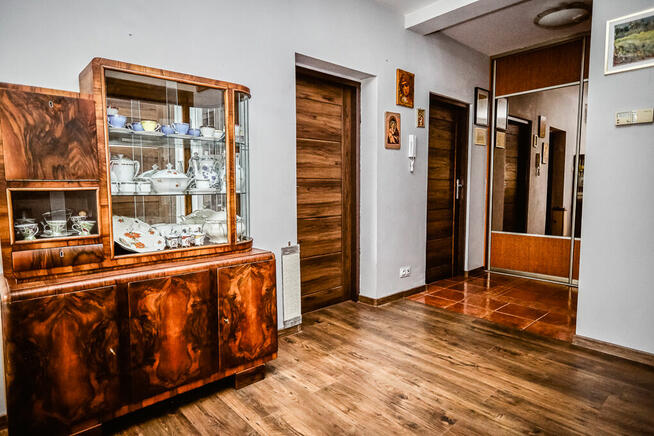 Na sprzedaż przestronne, bezczynszowe mieszkanie 72,44 m²