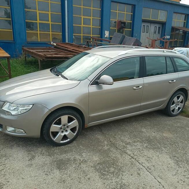 Skoda Superb 2,0TDI 2011r. kombi