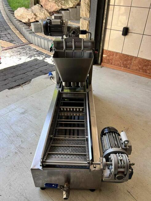 Sprzedam maszynę do wypieku mini oponek