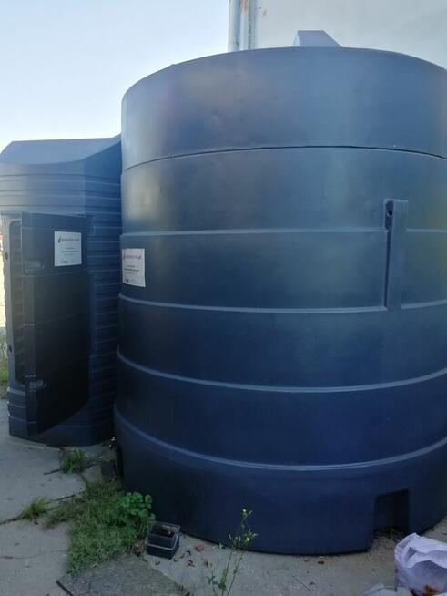 Zbiorniki paliwa dwuplaszczowe z dystrybutorem