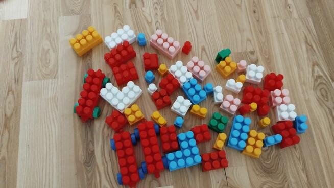 Klocki plastikowe mega duze (większe niż Wader)