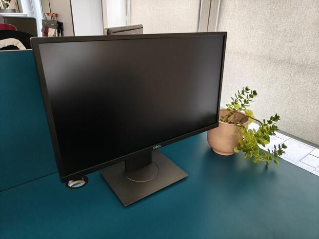Monitor LED IPS Dell P2317H 23 1920x1080 FullHD HDMI DVI DP