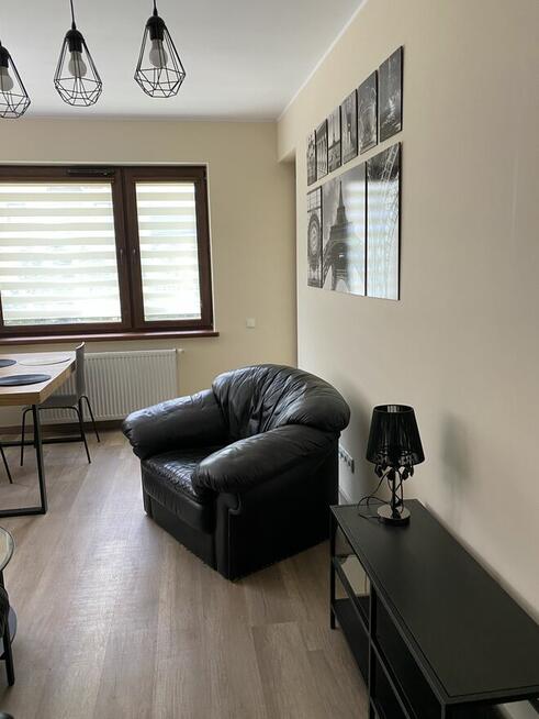 BEZPOŚREDNIO SPRZEDAM TRZYPOKOJOWE Z OGRÓDKIEM