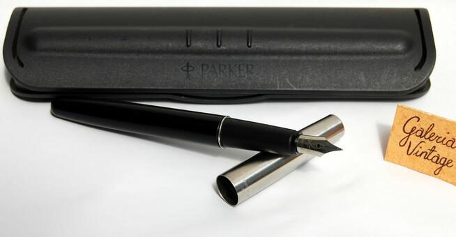 Parker Frontier made in U.K., 2000 r. pióro wieczne czarne