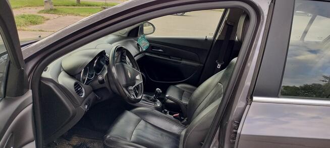 Chevrolet Cruze 2013r. 1.7 diesel 130 KM bogate wyposażenie