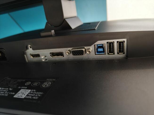 Monitor LED IPS Dell P2317H 23 1920x1080 FullHD HDMI DVI DP