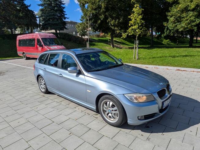 BMW e91 2011