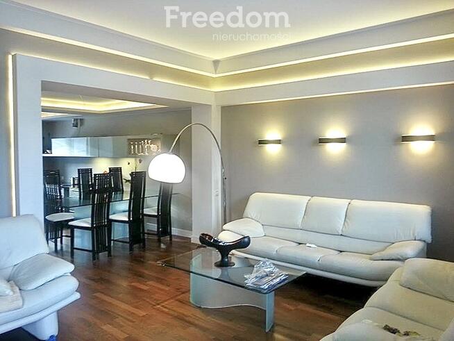 Atrakcyjny dom szeregowy z ogrodem w Świnoujściu.