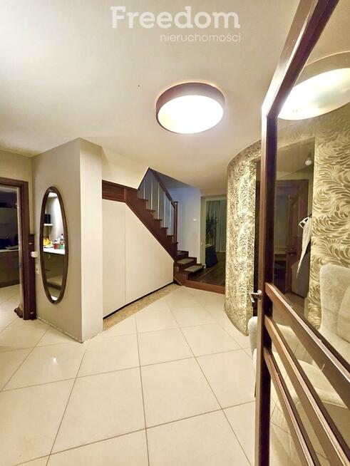 Atrakcyjny dom szeregowy z ogrodem w Świnoujściu.