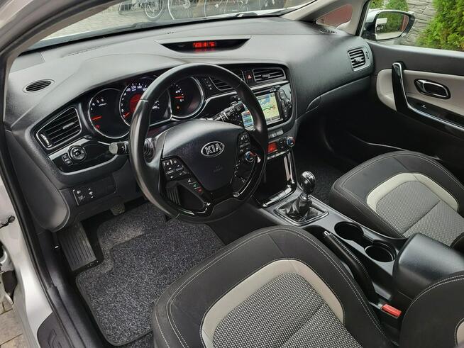 Kia Cee'd ** 1,6 CRDI ** Nawigacja ** Bezwypadkowy **