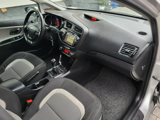 Kia Cee'd ** 1,6 CRDI ** Nawigacja ** Bezwypadkowy **