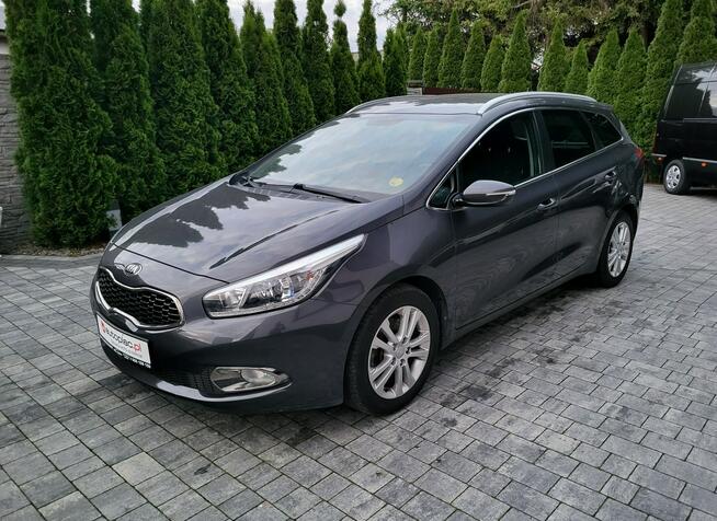 Kia Cee'd ** 1,6 CRDI ** Nawigacja ** Bezwypadkowy **