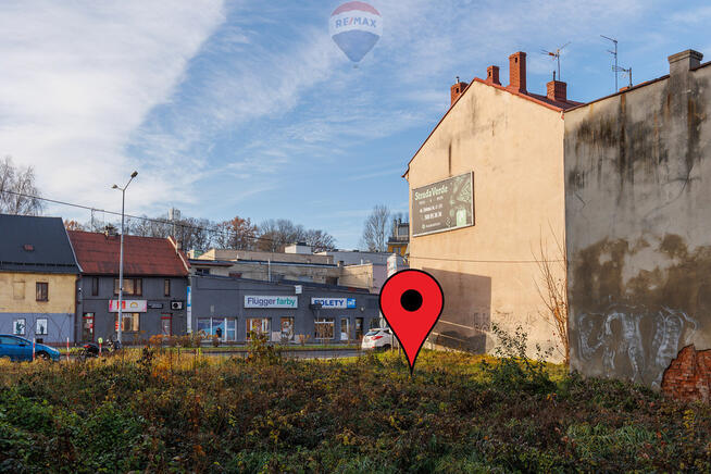 Działka pod zabudowę usługowo-handlowo-mieszkalną.